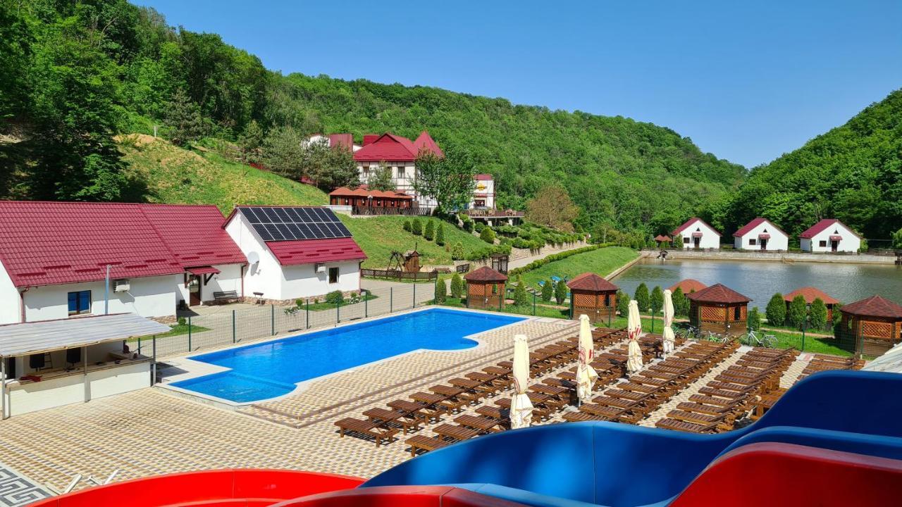 Mishyn-City Hotel Dobrovlyany Exterior photo