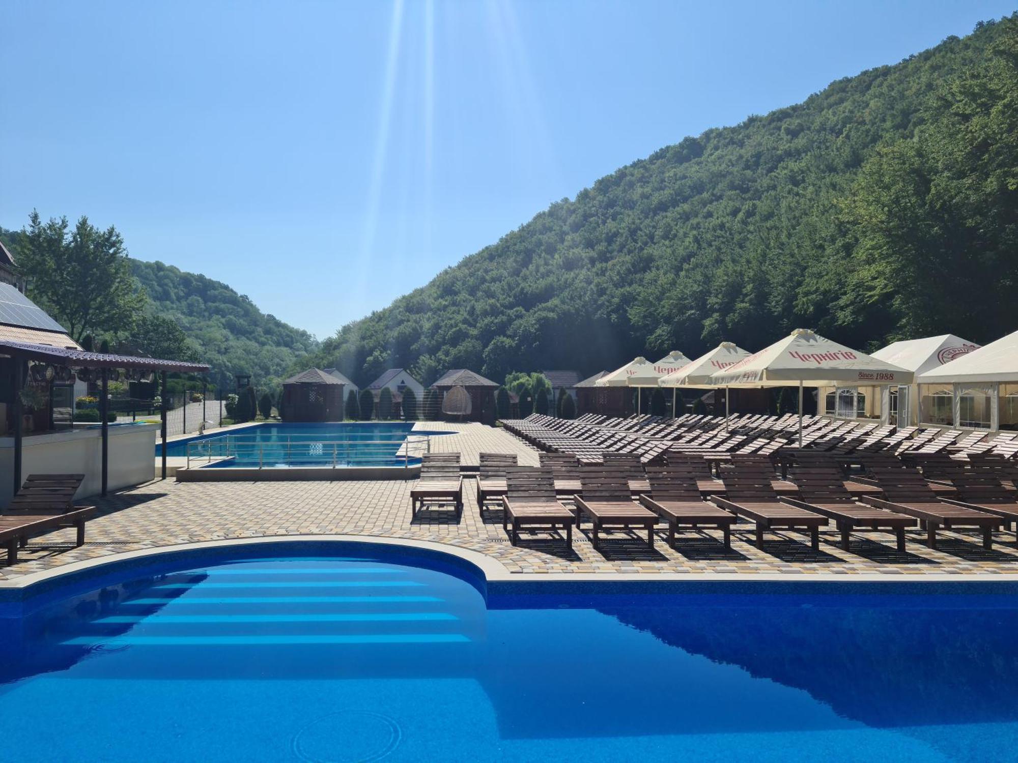Mishyn-City Hotel Dobrovlyany Exterior photo