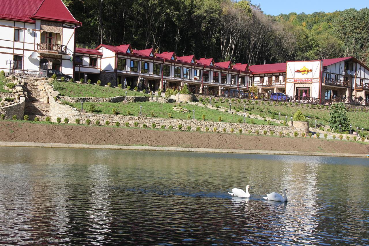 Mishyn-City Hotel Dobrovlyany Exterior photo